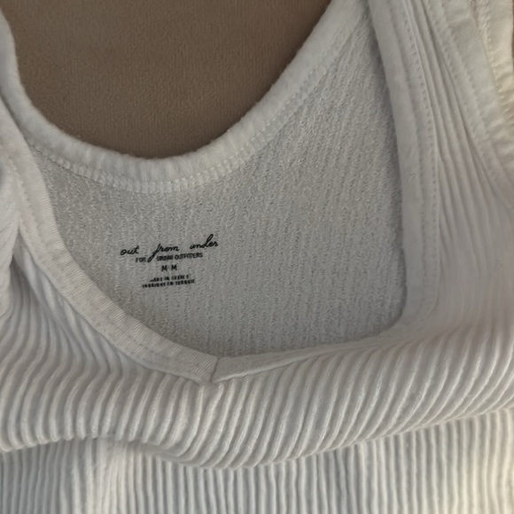 Urban outfitters out from under tank tops. - Picture 2 of 3